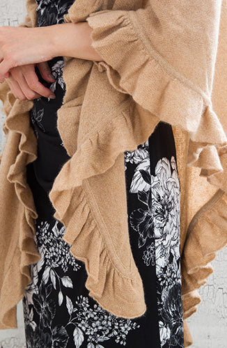 [2018秋冬コレクション]ミニーローズMinnie Roseカシミアラッフルショール（ストール）/キャメルCamel