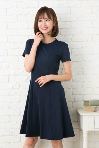 [再入荷]ノラガードナーNora Gardnerラウンドネック半袖マットジャージーワンピース（ドレス）Nina/ネイビー（紺）