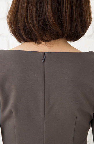 ノラガードナーNora Gardnerポンチ素材七分袖無地ワンピース（ドレス）スレート